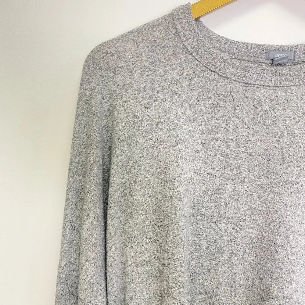 Aerie Oversized Soft and Cozy Long Sleeve Top - Picture 3 of 10
